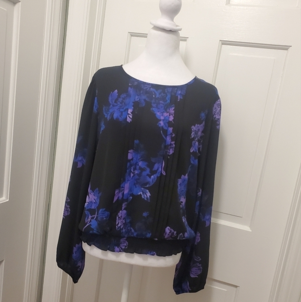 Counterparts Floral Print Blouse Smocked Hemline Size Large